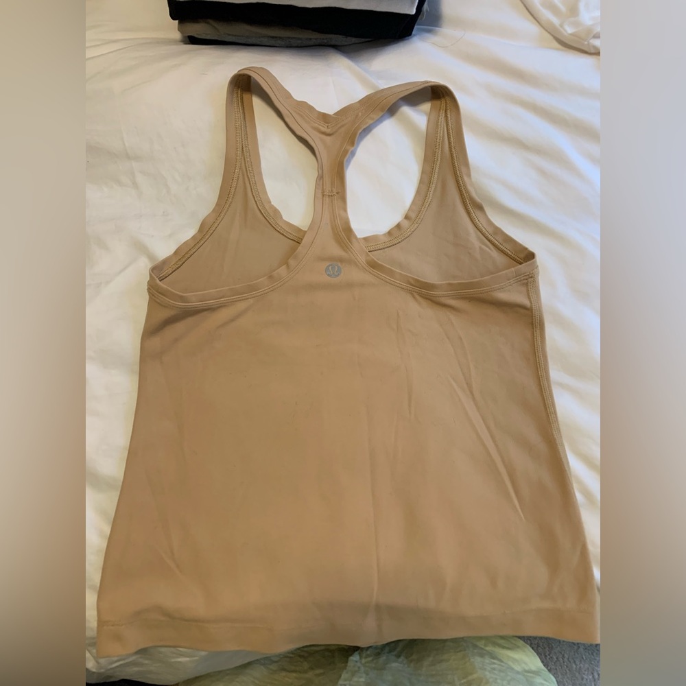 Lululemon tank